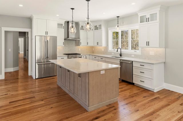 12 Little River Road Unit 7, Exeter, NH 03833