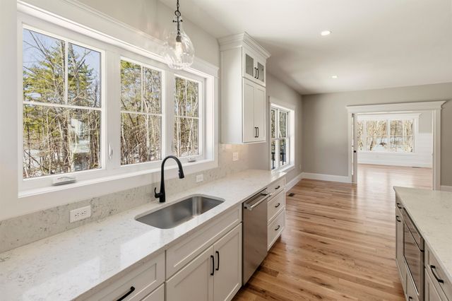 12 Little River Road Unit 7, Exeter, NH 03833