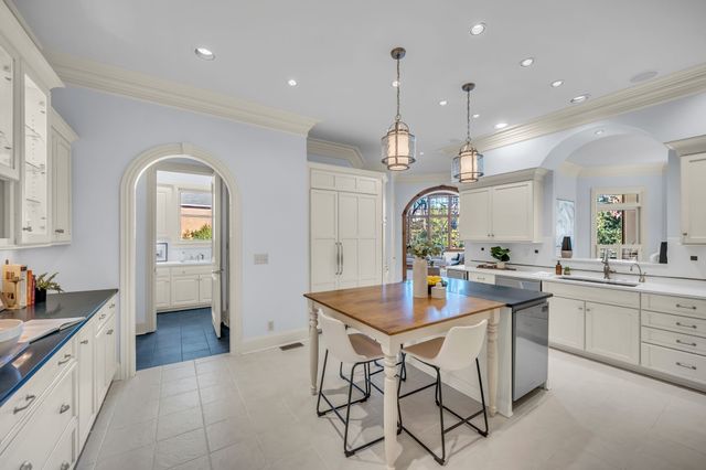 508 Lake Valley Ct, Franklin, TN 37069