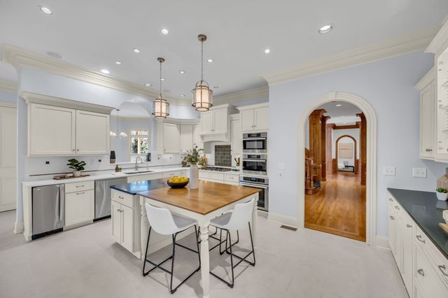 508 Lake Valley Ct, Franklin, TN 37069