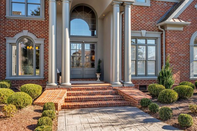 508 Lake Valley Ct, Franklin, TN 37069