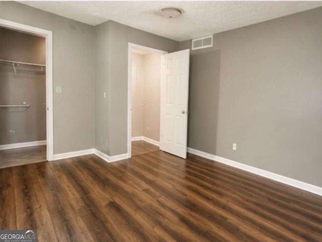 7202 Par Four Way, Lithonia, GA 30038
