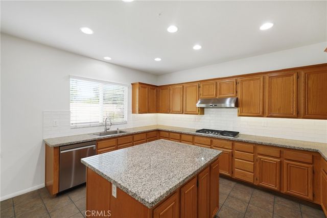 38090 Sherwood Street, Murrieta, CA 92562
