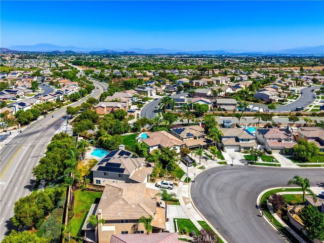 38090 Sherwood Street, Murrieta, CA 92562