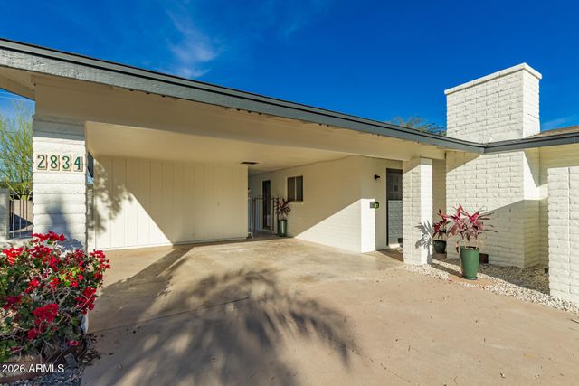 2834 E SHANGRI LA Road, Phoenix, AZ 85028