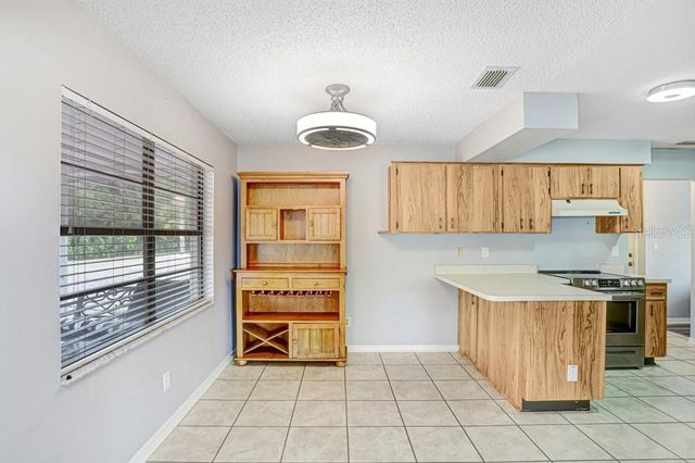 1807 NEW BEDFORD DRIVE, Sun City Center, FL 33573