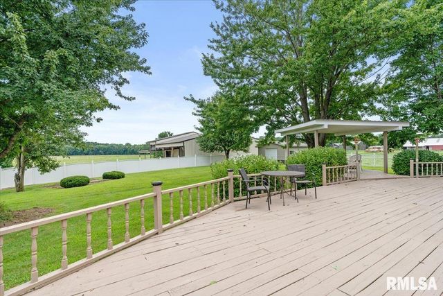 7030 Mansion Road, Chatham, IL 62629