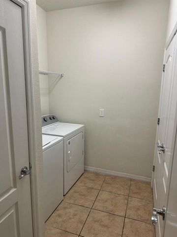 1941 NICE COURT, Kissimmee, FL 34747