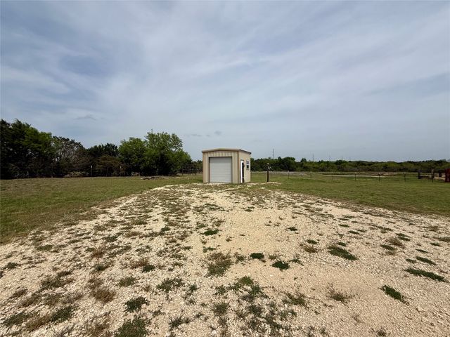 184 County Road 2484, Hico, TX 76457