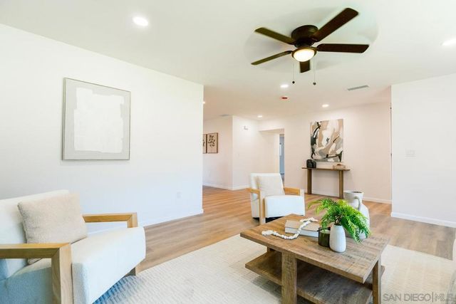 279 Coralwood Ct, Chula Vista, CA 91910