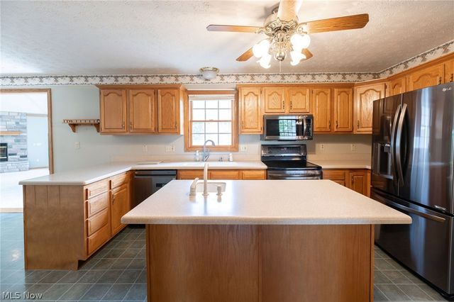 457 Lisbon Drive, Tallmadge, OH 44278