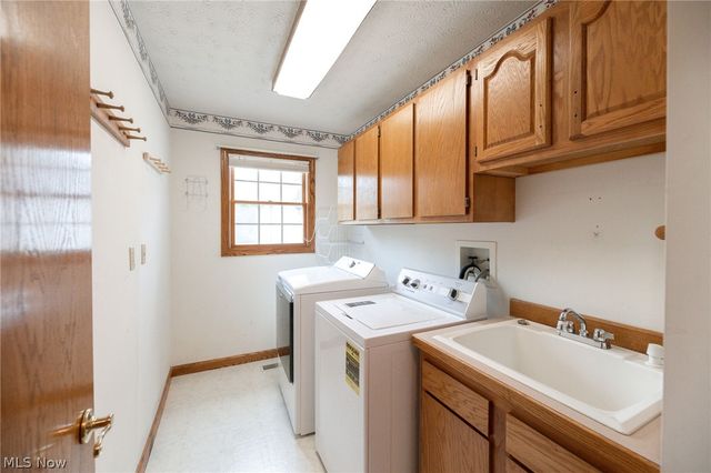 457 Lisbon Drive, Tallmadge, OH 44278