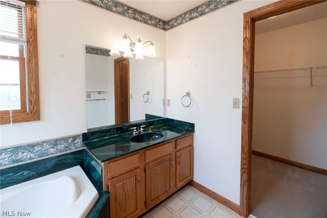 457 Lisbon Drive, Tallmadge, OH 44278