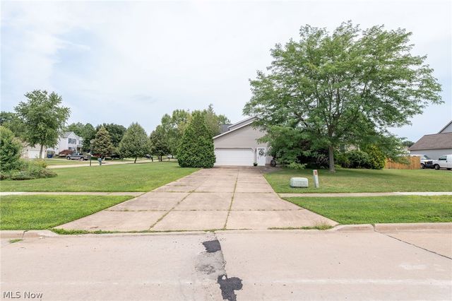 457 Lisbon Drive, Tallmadge, OH 44278
