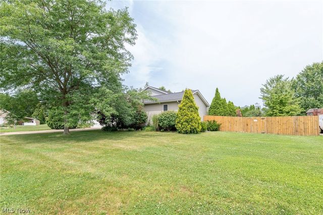 457 Lisbon Drive, Tallmadge, OH 44278
