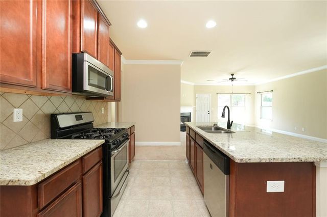 40 Oakwood Drive, Covington, GA 30016