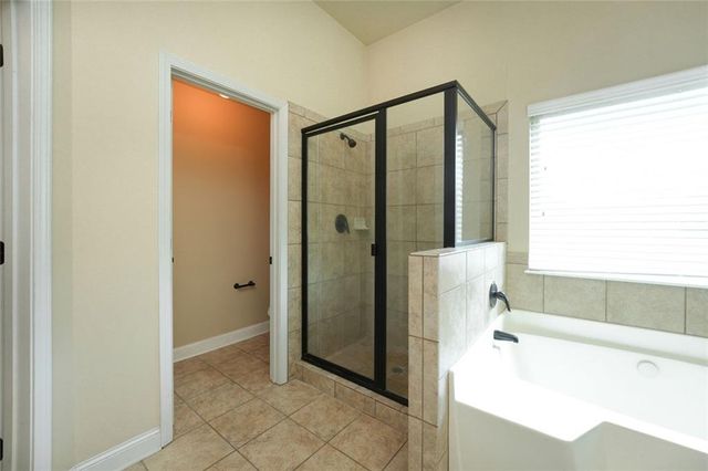 40 Oakwood Drive, Covington, GA 30016