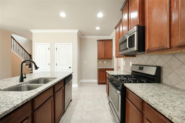 40 Oakwood Drive, Covington, GA 30016