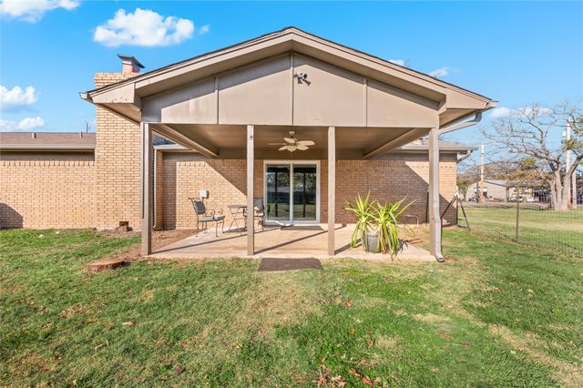 101 Ranch Road, Krugerville, TX 76227