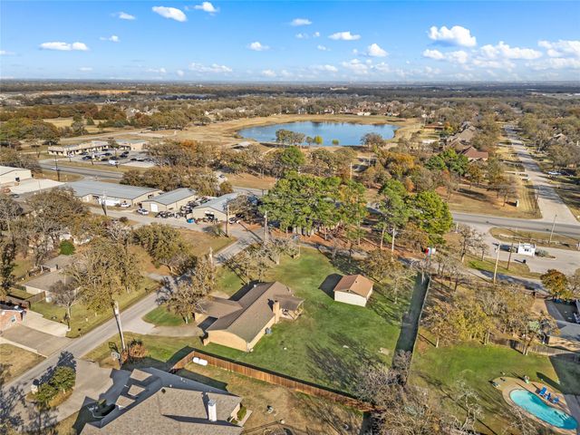 101 Ranch Road, Krugerville, TX 76227