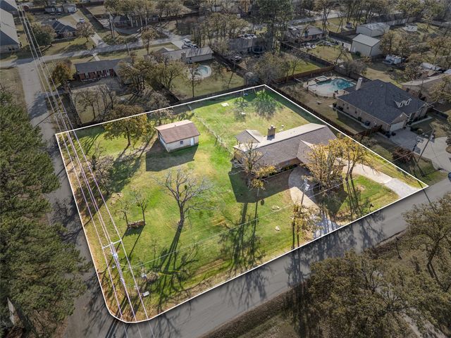 101 Ranch Road, Krugerville, TX 76227