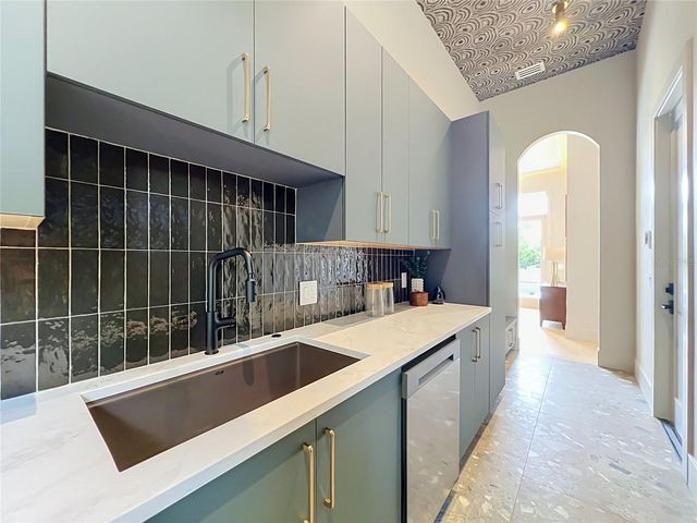 2905 PARKLAND DRIVE, Winter Park, FL 32789