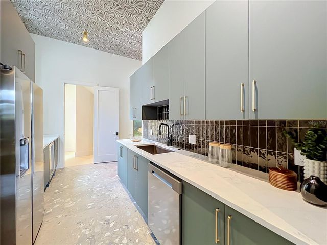 2905 PARKLAND DRIVE, Winter Park, FL 32789