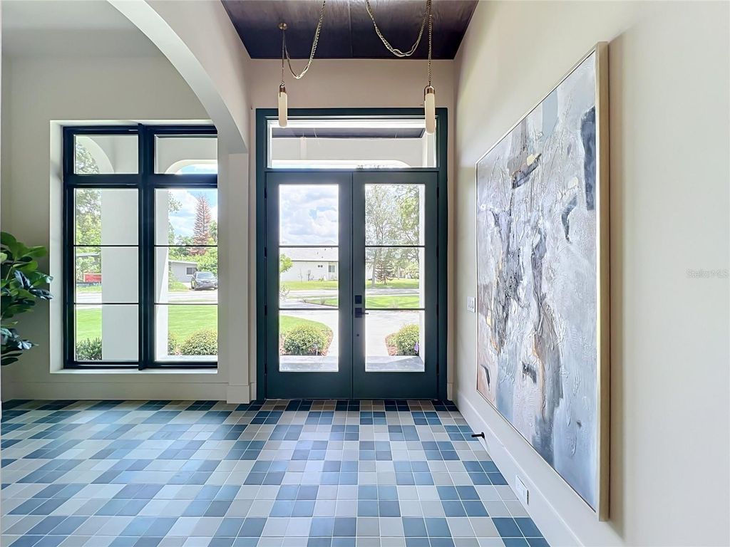Image 14 of property listing at 2905 PARKLAND DRIVE, Winter Park, FL 32789