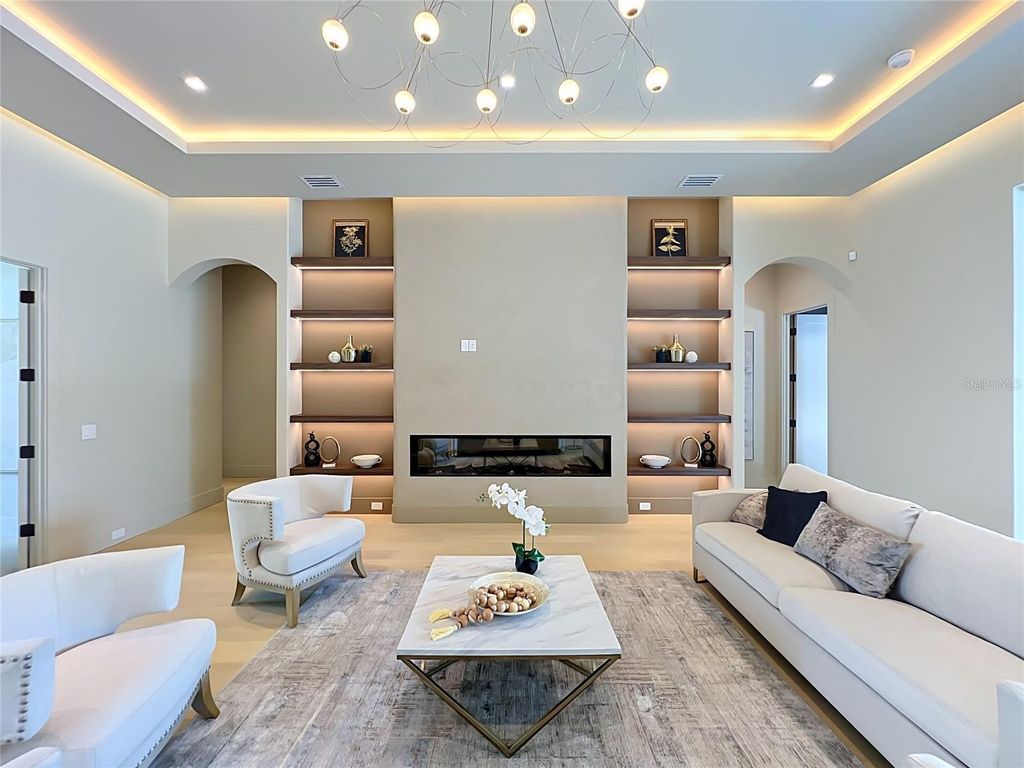 Image 17 of property listing at 2905 PARKLAND DRIVE, Winter Park, FL 32789