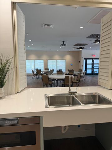 1520 NW 19TH Terrace 203, Delray Beach, FL 33445