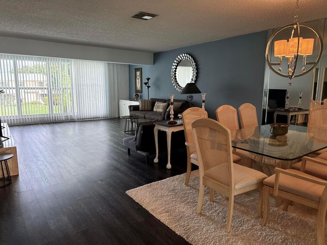 1520 NW 19TH Terrace 203, Delray Beach, FL 33445