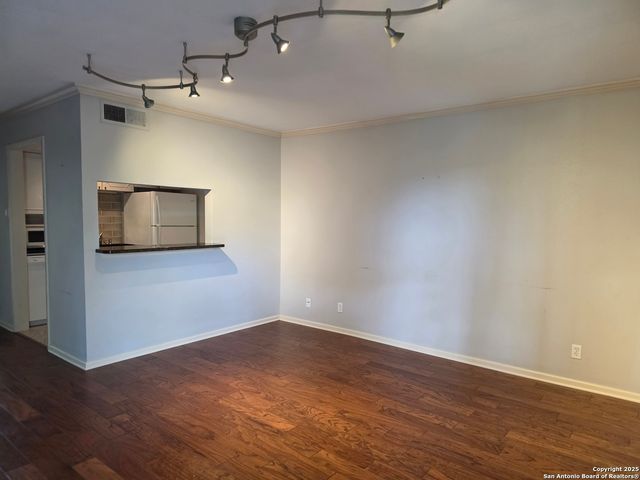 8401 N New Braunfels Ave Apt 343A, San Antonio, TX 78209