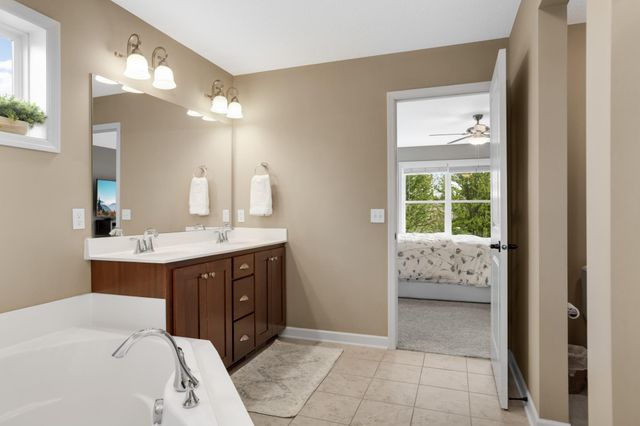3582 Springwood Path, Eagan, MN 55123