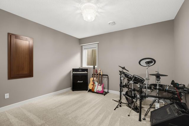 3582 Springwood Path, Eagan, MN 55123