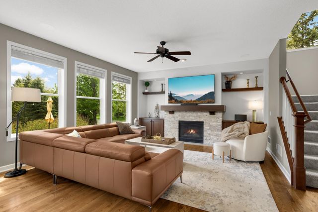 3582 Springwood Path, Eagan, MN 55123