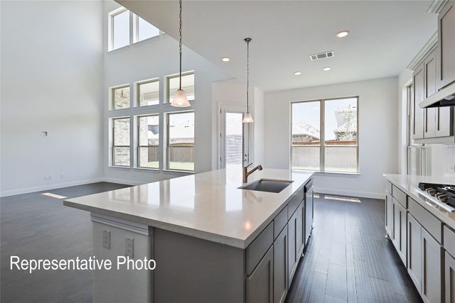 452 Shadowfax Drive, Aledo, TX 76008