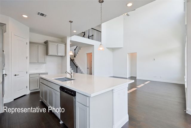 452 Shadowfax Drive, Aledo, TX 76008