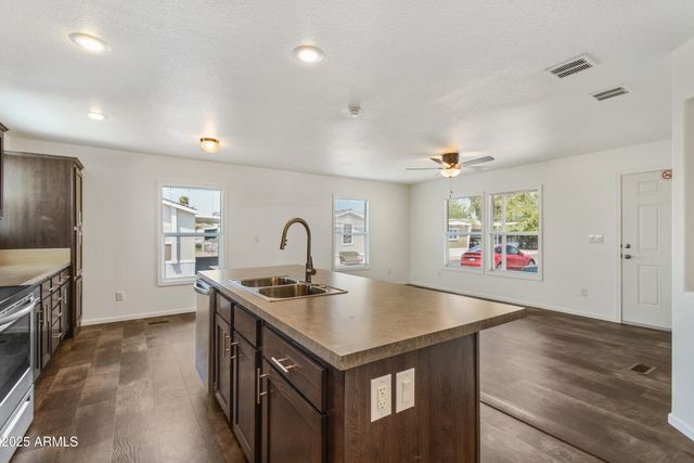 5601 W MISSOURI Avenue 150, Glendale, AZ 85301