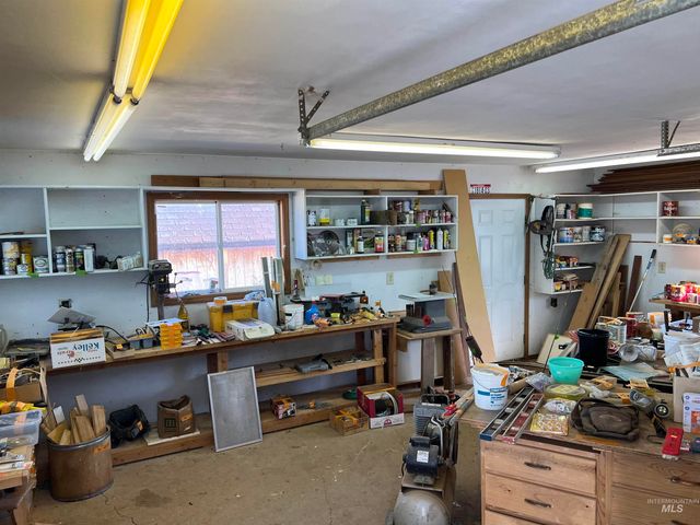 186 Clear Spring Dr, Twin Falls, ID 83301