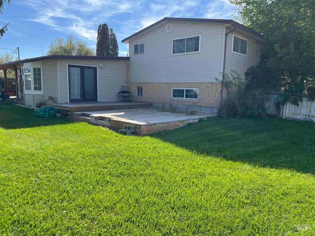 186 Clear Spring Dr, Twin Falls, ID 83301
