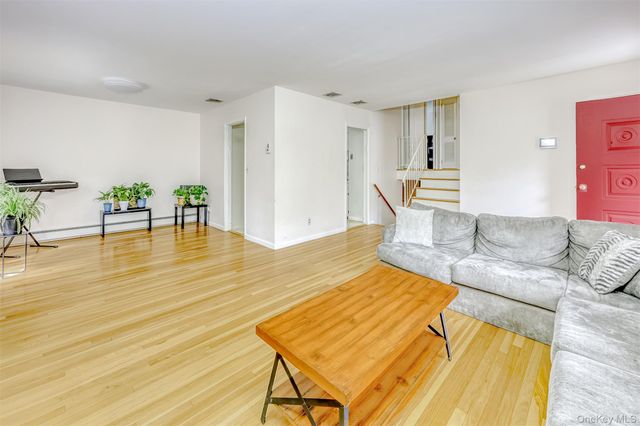 26 River Road, Suffern, NY 10901