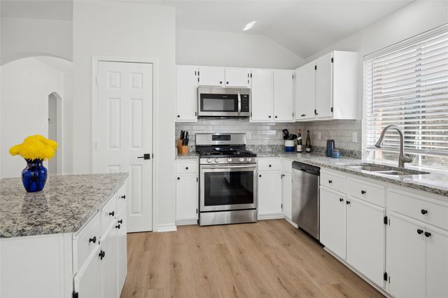 7606 Harbor Drive, Rowlett, TX 75088