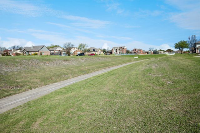 7606 Harbor Drive, Rowlett, TX 75088