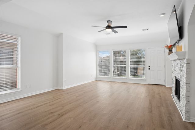 7606 Harbor Drive, Rowlett, TX 75088