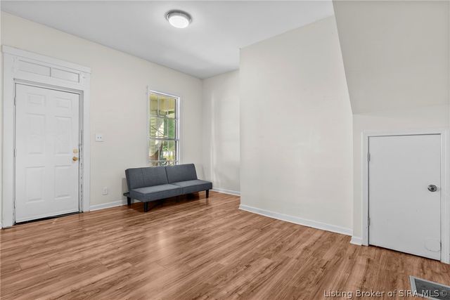 1804 E Spring Street, New Albany, IN 47150