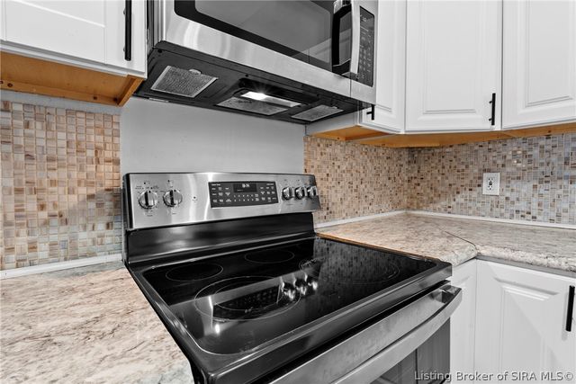 1804 E Spring Street, New Albany, IN 47150