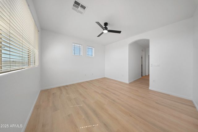 42424 N GAVILAN PEAK Parkway 4104, Anthem, AZ 85086