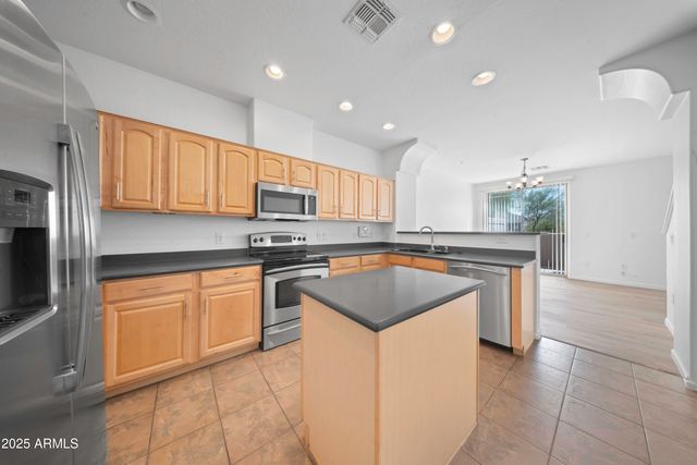 42424 N GAVILAN PEAK Parkway 4104, Anthem, AZ 85086