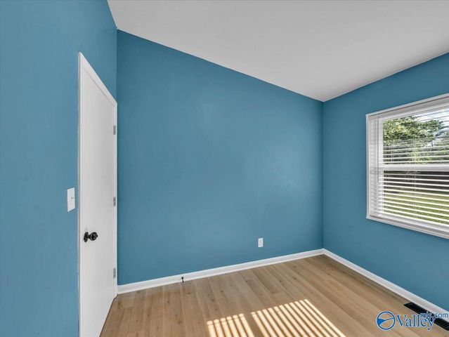 2912 Hillsboro Road, Huntsville, AL 35805