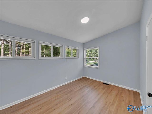 2912 Hillsboro Road, Huntsville, AL 35805